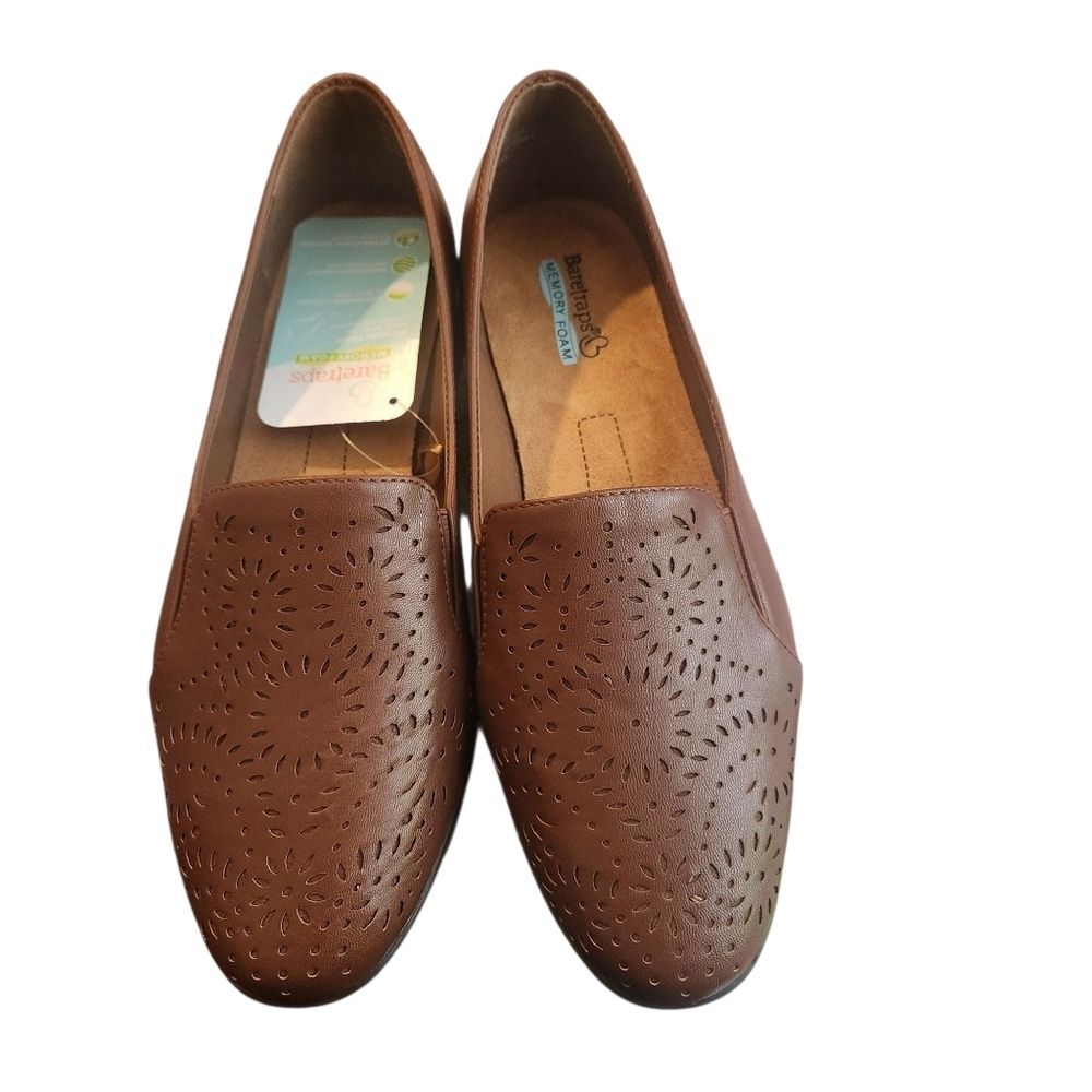NWT Baretraps Amry Slip-On Loafers Women's Size 8.5 Brown Office Church